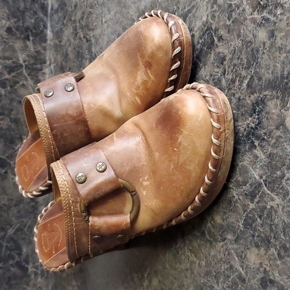 Frye Shoes - Sz 6 Frye Charlotte ring mules